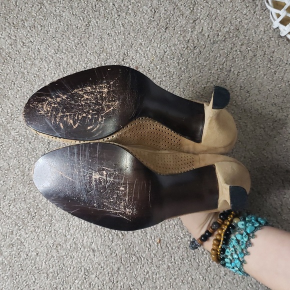 Vintage Stuart Weitzman leather brown peep toe heels size 5? - Picture 7 of 9